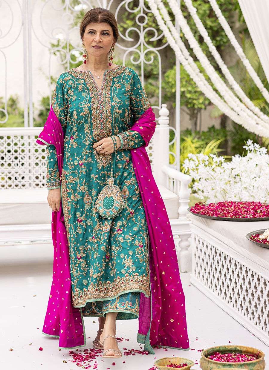 Farah Talib Aziz – Luxury Wedding Wear | Avisa Emerald Kurta
