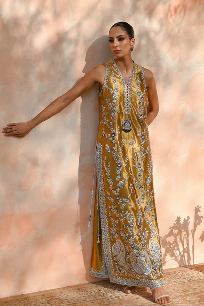 Sania Maskatiya | Formals | Yusra